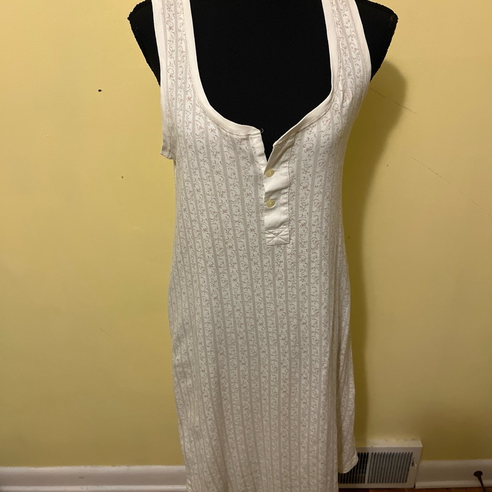 Ralph Lauren nightgown beige missing button size M cotton